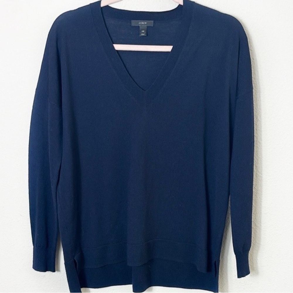 J. Crew 100% Merino Wool Oversized Boyfriend Vneck Pullover Sweater Navy Blue XS